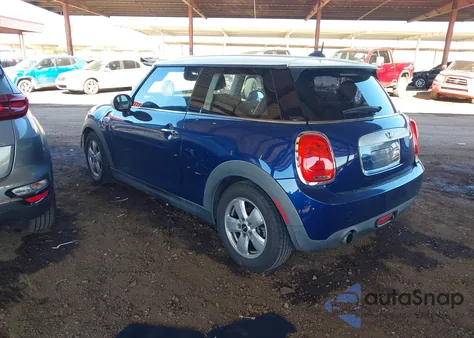 2015 Mini Hardtop Cooper z USA, uszkodzony, nr VIN WMWXM5C55FT937941